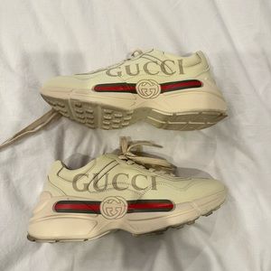 Gucci Sneakers